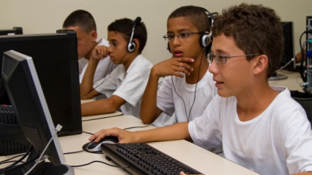 Telecentros beneficiam mais de 80 mil pessoas em dois anos
